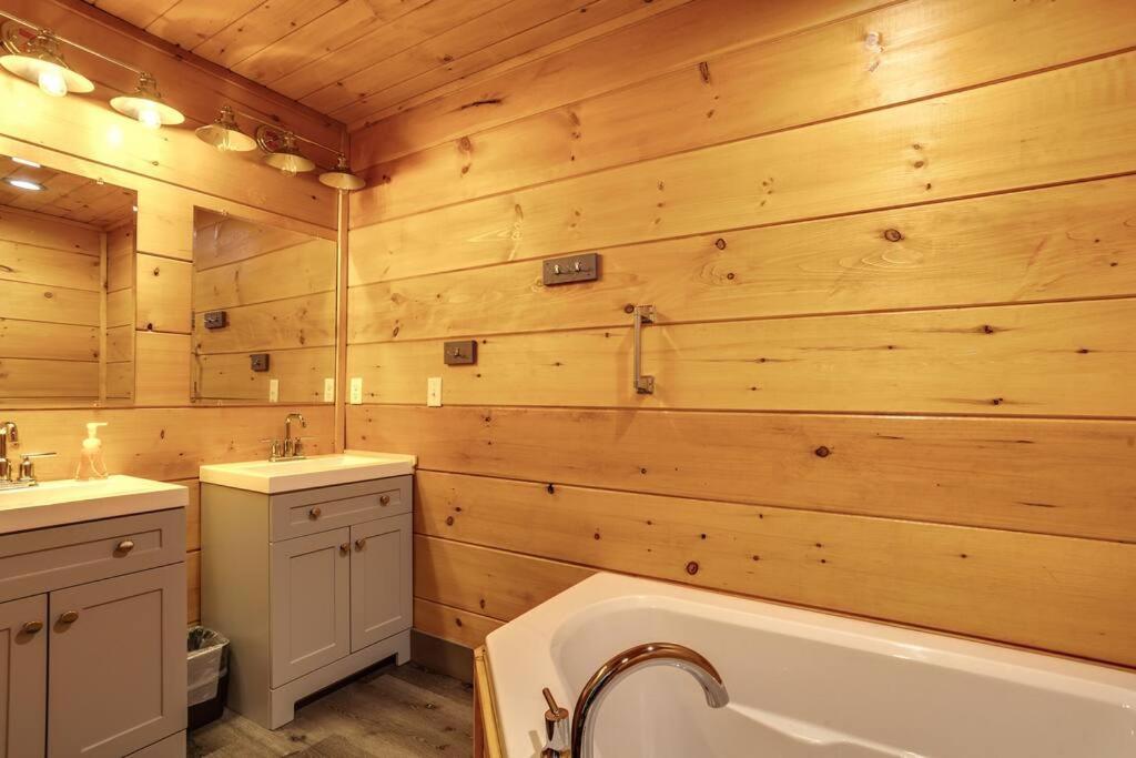 Dancing Bear Cabin- Relax & Enjoy! Sevierville Exterior photo