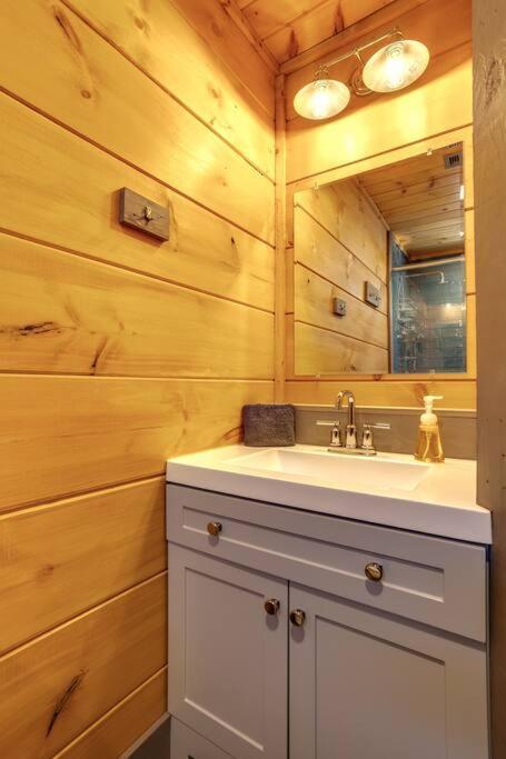 Dancing Bear Cabin- Relax & Enjoy! Sevierville Exterior photo