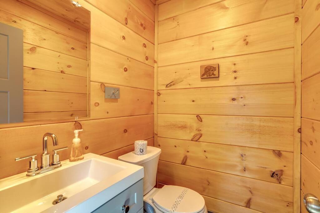 Dancing Bear Cabin- Relax & Enjoy! Sevierville Exterior photo