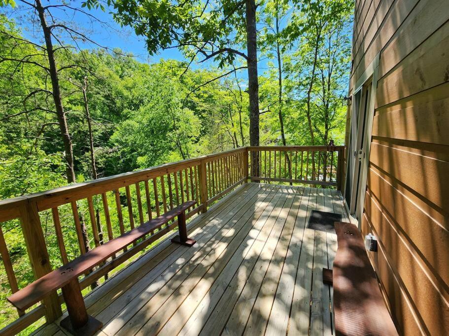 Dancing Bear Cabin- Relax & Enjoy! Sevierville Exterior photo