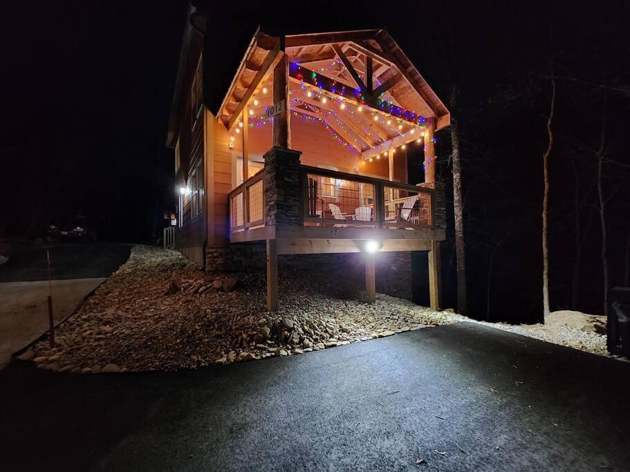 Dancing Bear Cabin- Relax & Enjoy! Sevierville Exterior photo