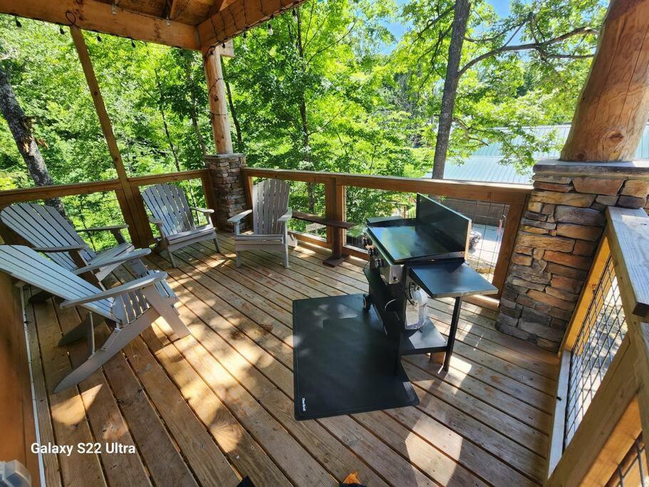Dancing Bear Cabin- Relax & Enjoy! Sevierville Exterior photo